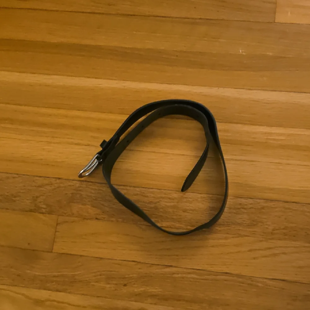 Old Navy Black Leather Belt